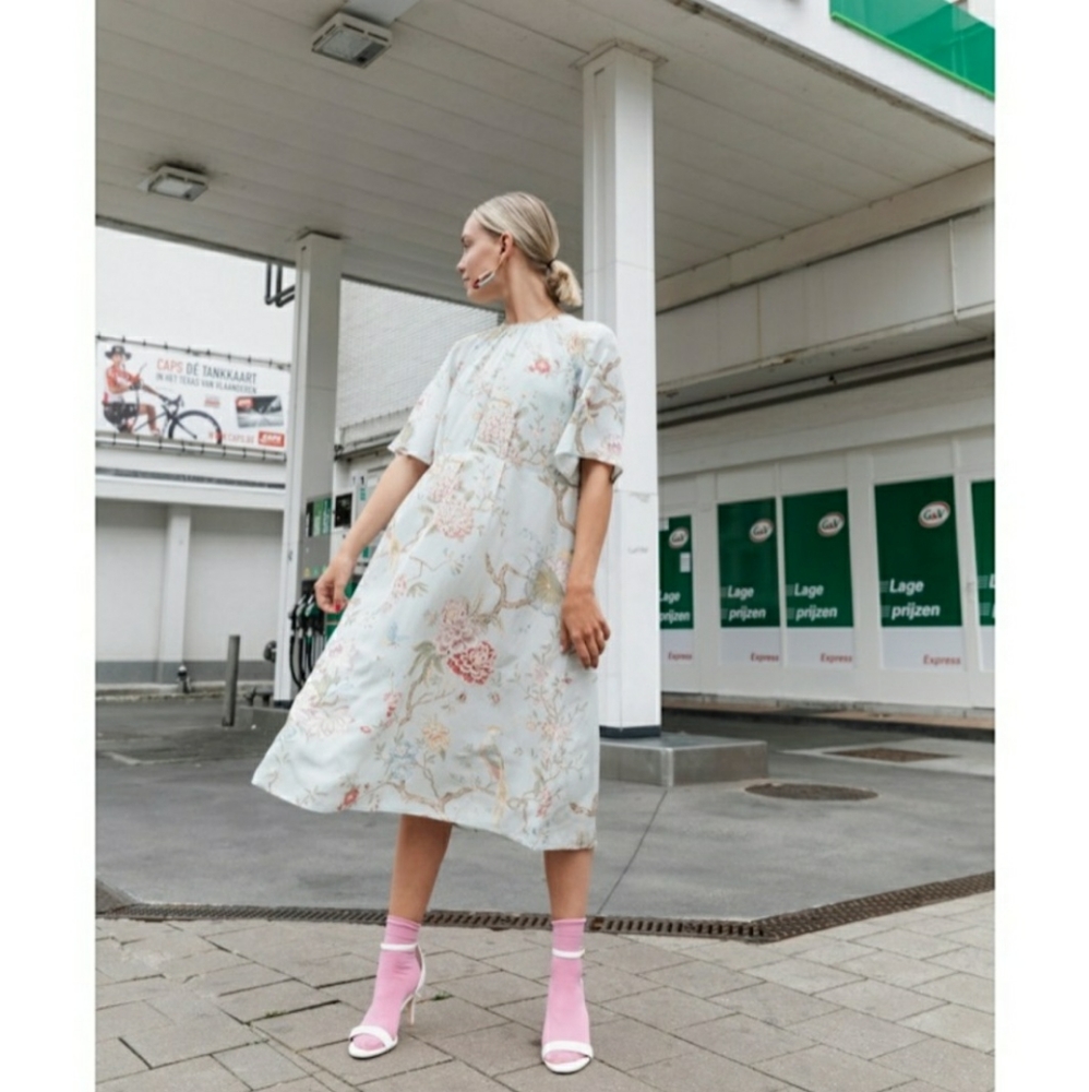 GP & J BAKER x H&M Vintage Inspired Midi Dress